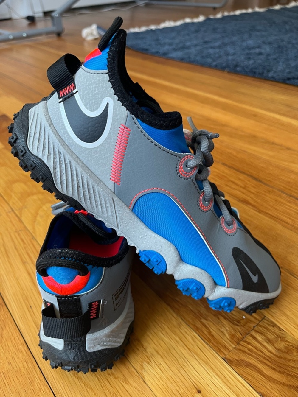 Nike Future Field Turf Lacrosse Shoes - Youth - Picture 7 of 7
